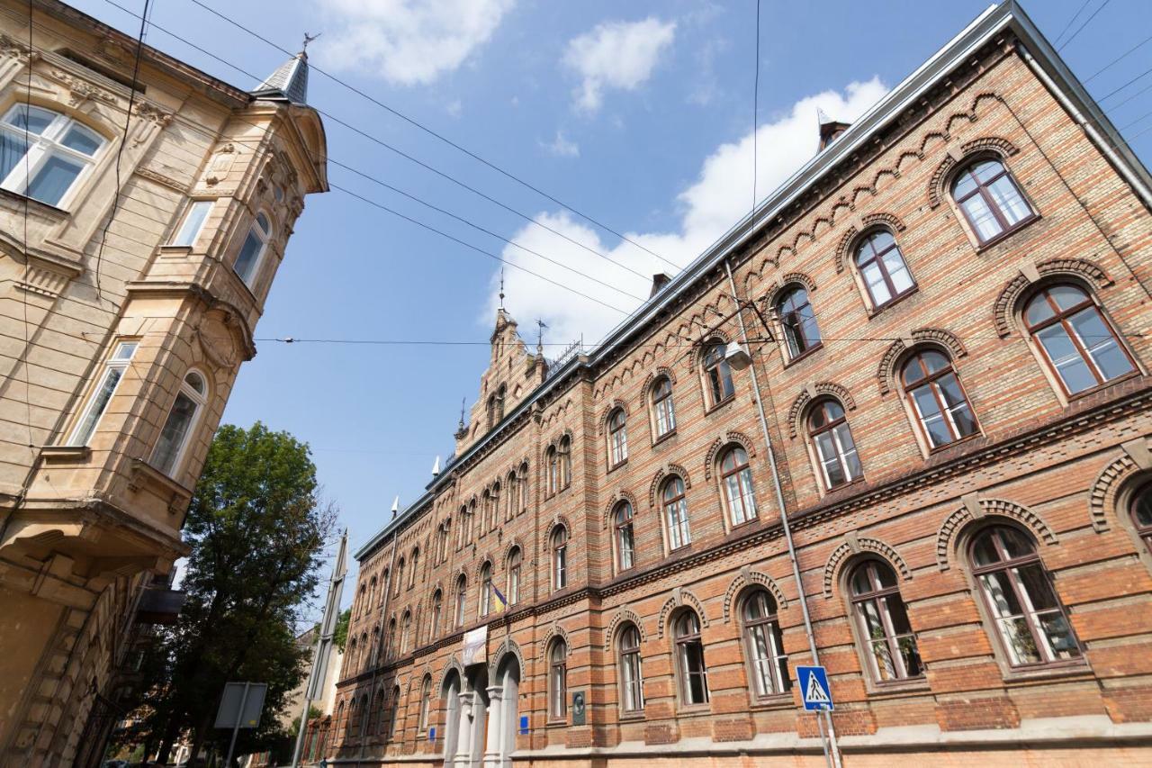 Leogrand One-Bedroom Apartments On Tugan-Baranovskogo 24 Lviv Extérieur photo