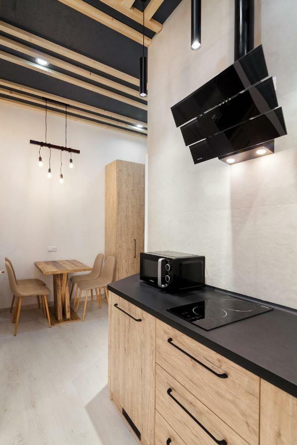Leogrand One-Bedroom Apartments On Tugan-Baranovskogo 24 Lviv Extérieur photo