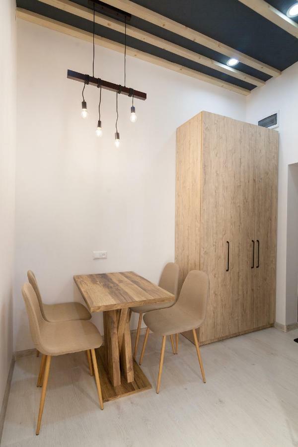 Leogrand One-Bedroom Apartments On Tugan-Baranovskogo 24 Lviv Extérieur photo